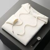 DUMONT LYON | MEESTELE PEHME JA ELEGANTNE KAPUUTSWEATER