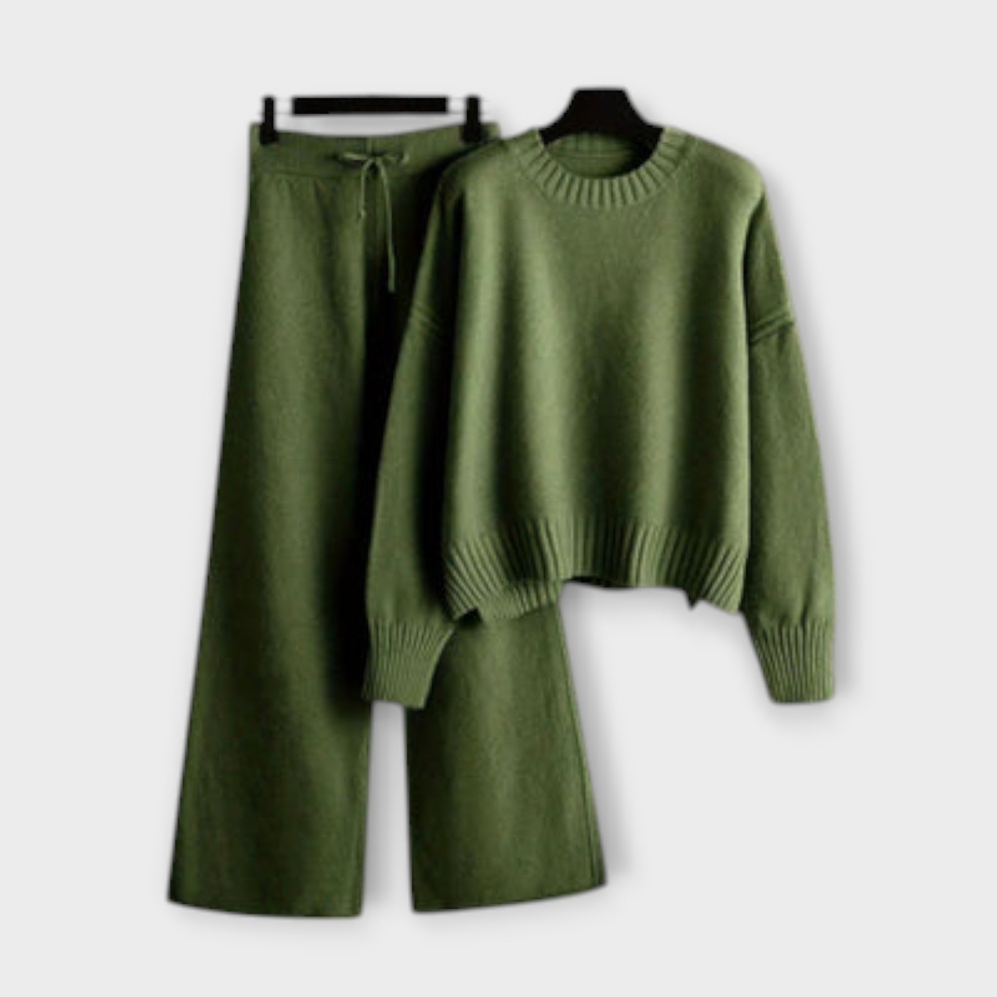 Ljuboslava - Elegantne komplekt erilisteks puhkudeks