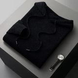 DUMONT LYON | MEESTELE PEHME JA ELEGANTNE KAPUUTSWEATER