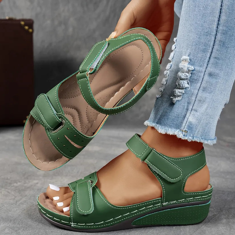 OrthoWalk™ Naiste Mugavad Kiiltallaga Sandaalid