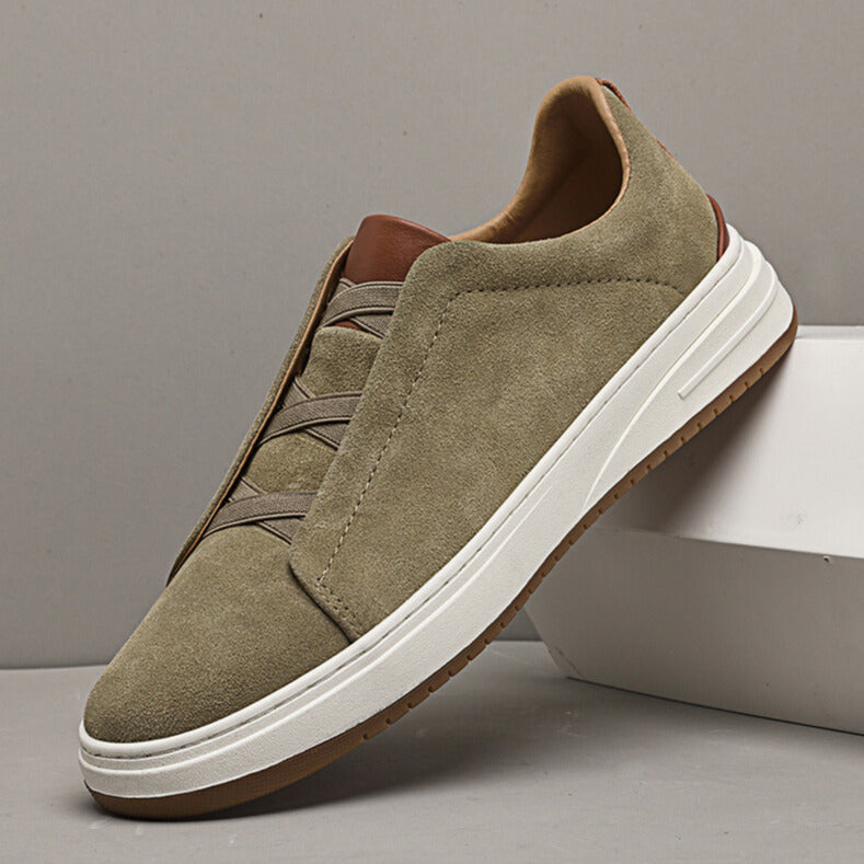 MEESTELE NAHKSIKUD SLIP-ON KINGAD